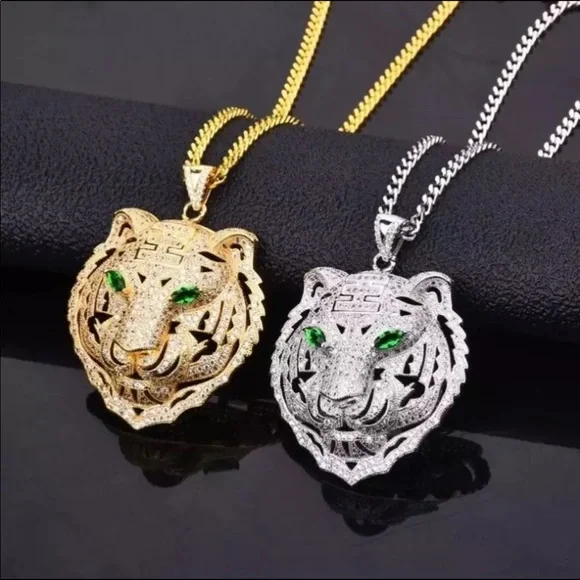 New tiger face green eyes stainless steel necklace - Picture 2 of 2